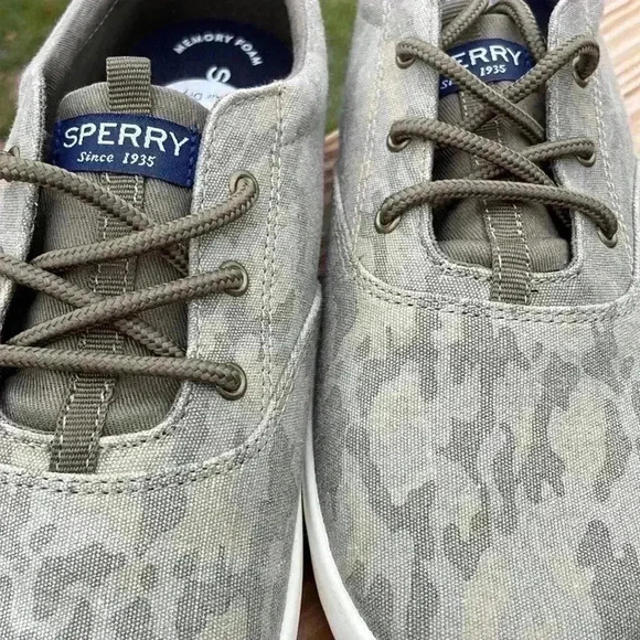 Sperry women’s camo print canvas washable tennis shoes lace tie size 6 - Picture 3 of 10